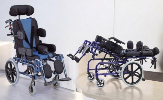RÖMER R258 Spastik Yetişkin Tekerlekli Sandalye